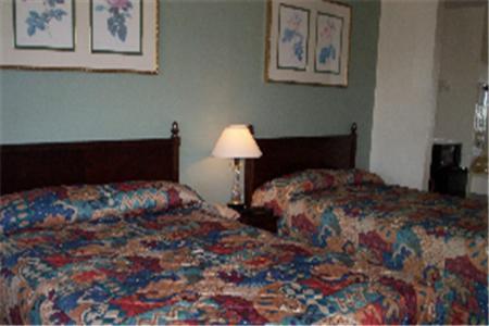 Somerville Inn And Suites Стая снимка